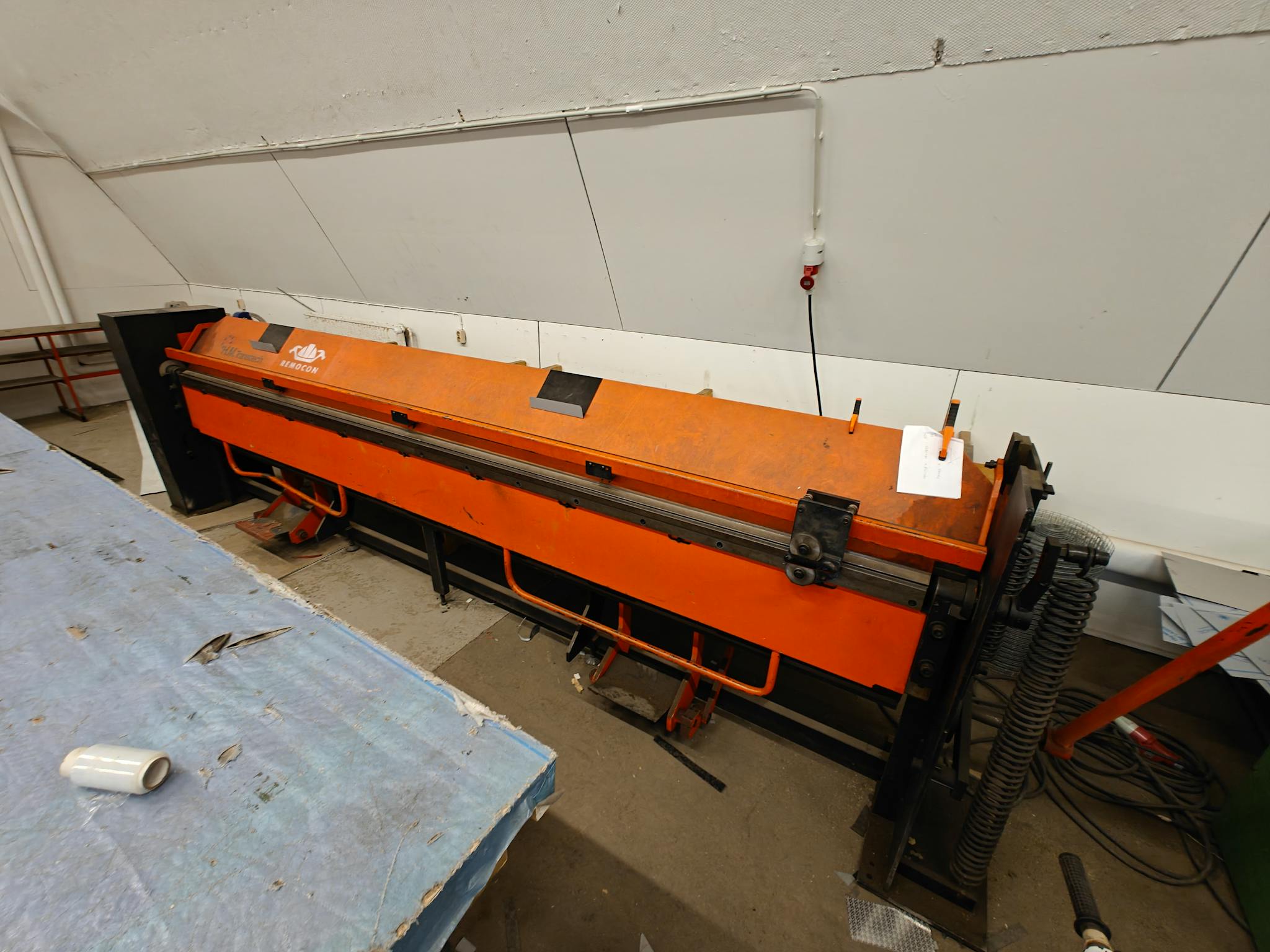 H.M. Trastech kanttikone