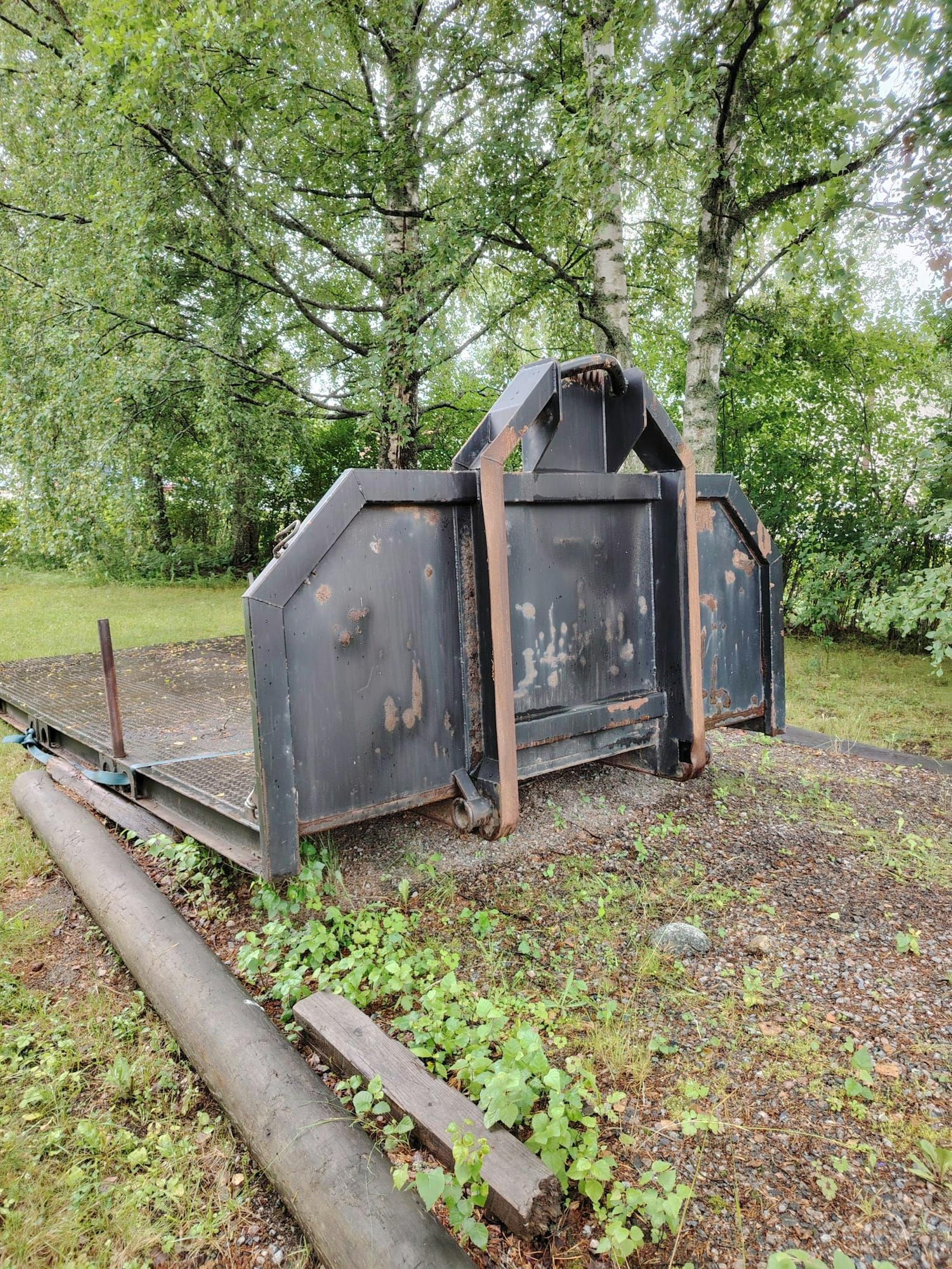 Metallinen lava