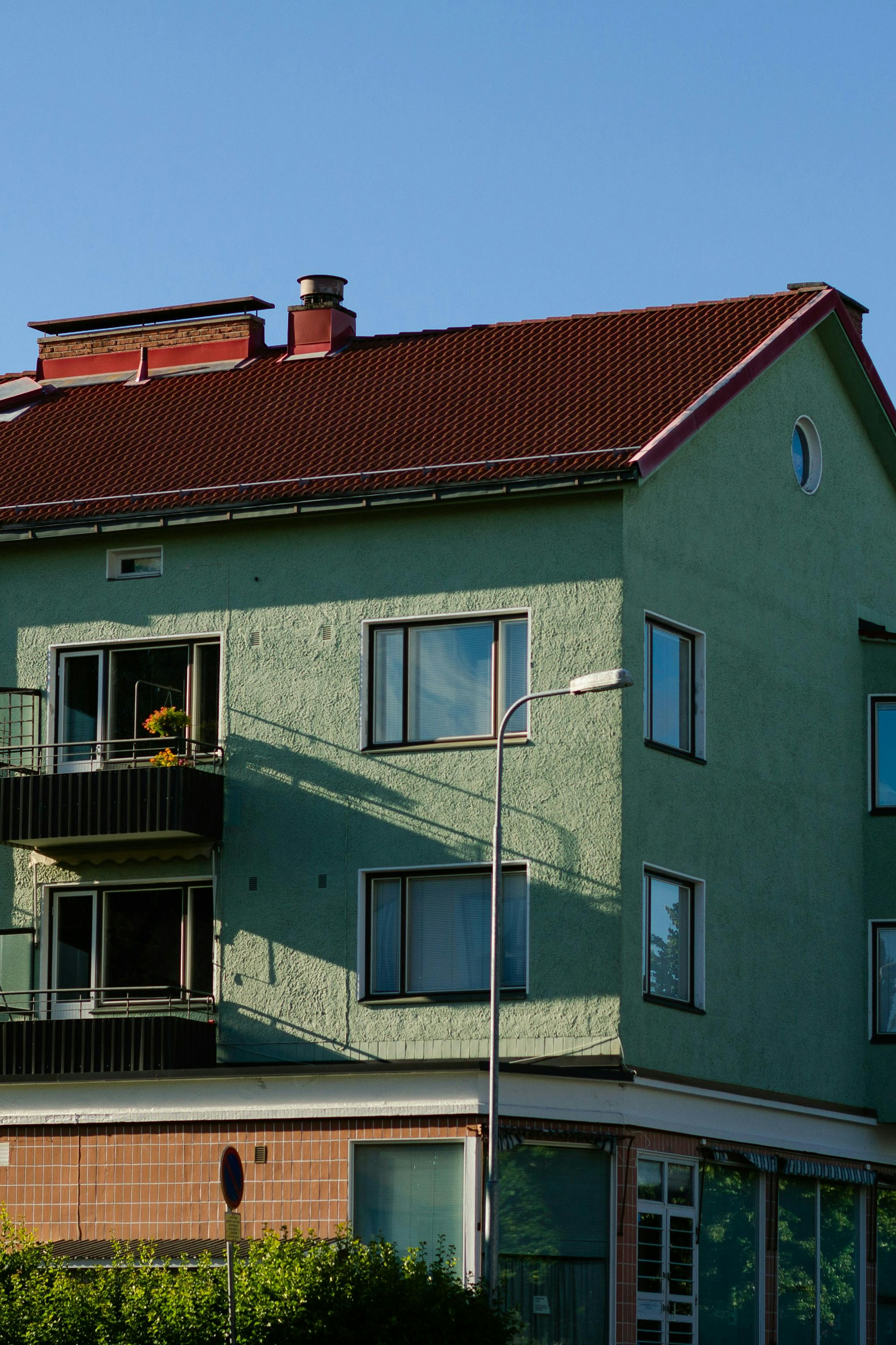 Vihreä kerrostalo