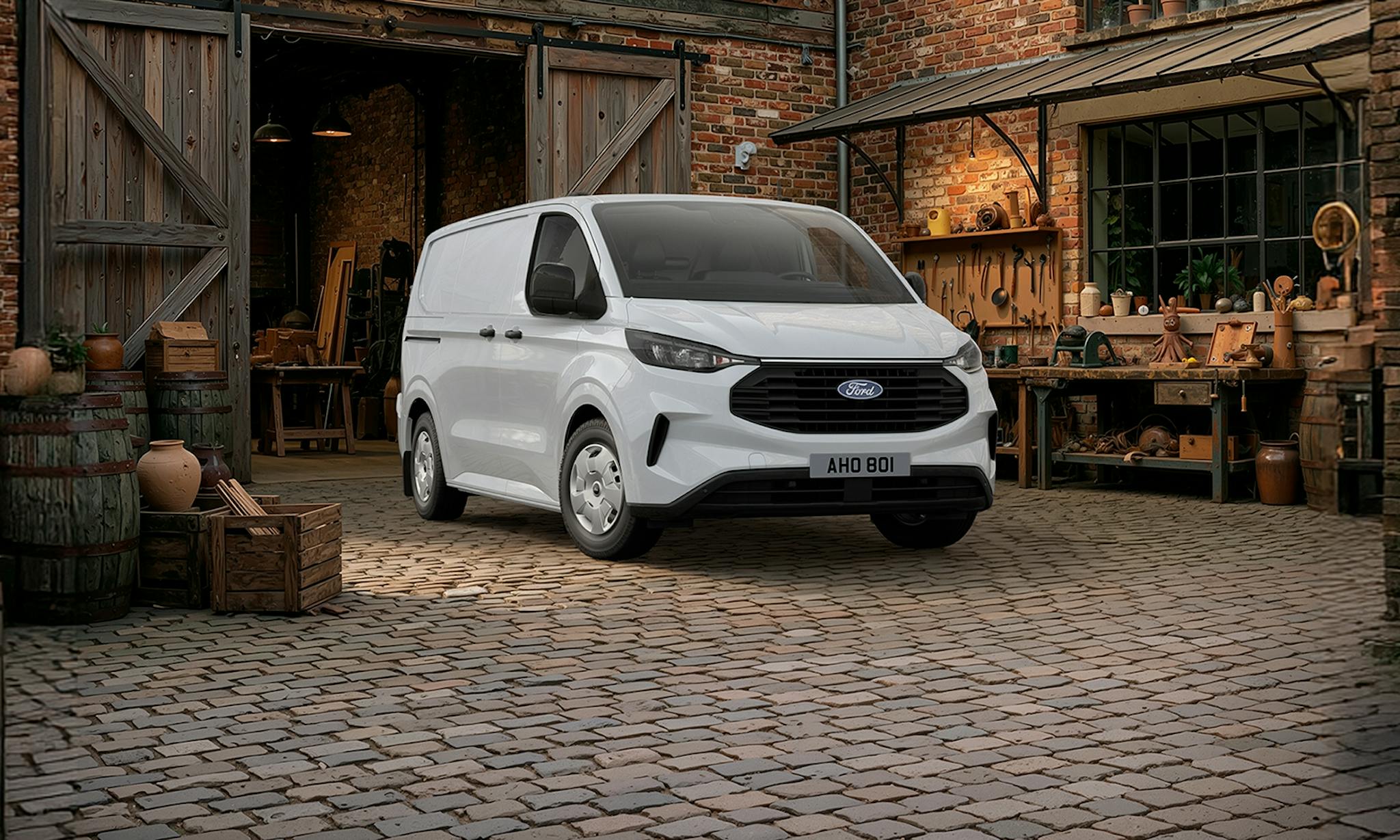 Valkoinen Ford merkkinen pakettiauto